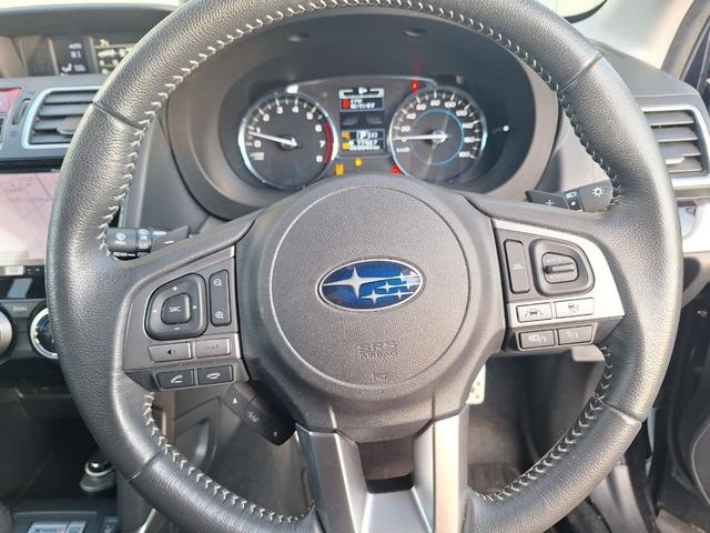SUBARU FORESTER 2017